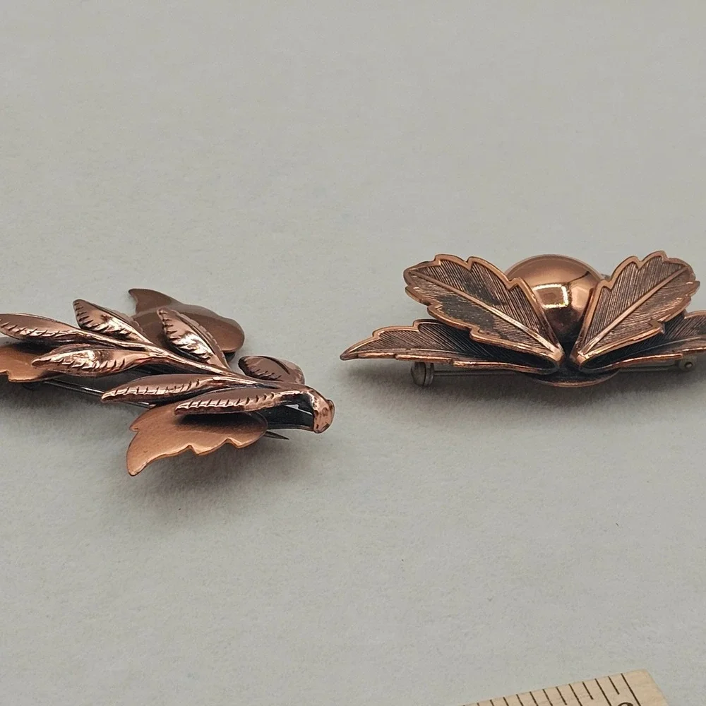 Vintage Copper Brooch Pins 2pc Leaf Botanical MCM Renoir Copper Bell